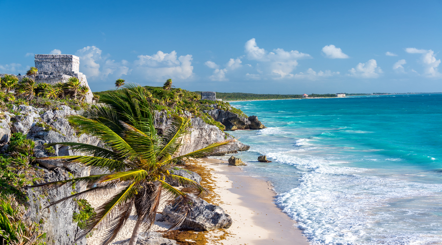 Tulum e si suoi templi sul mar dei Caraibi