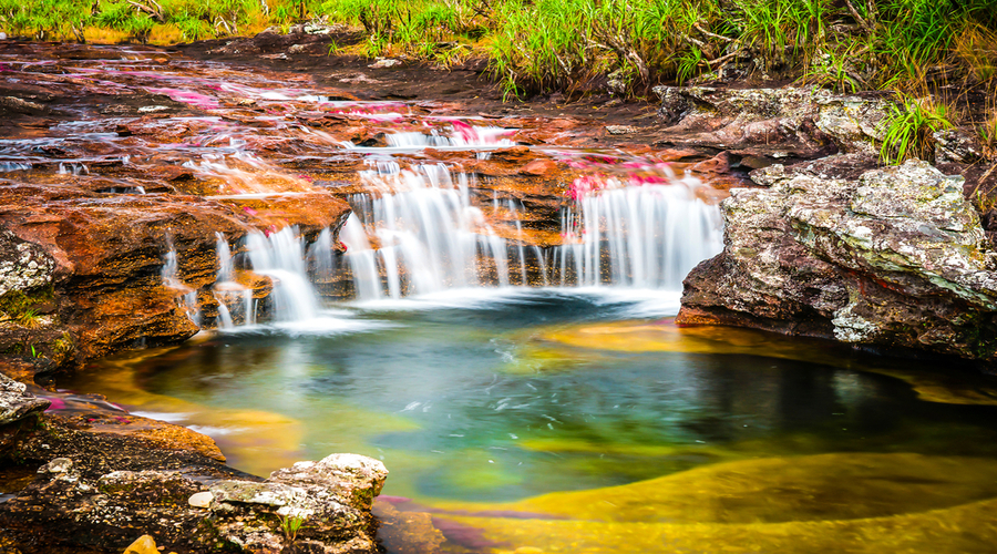 Fiume-multicolore-in-Colombia-Cano-Cristales