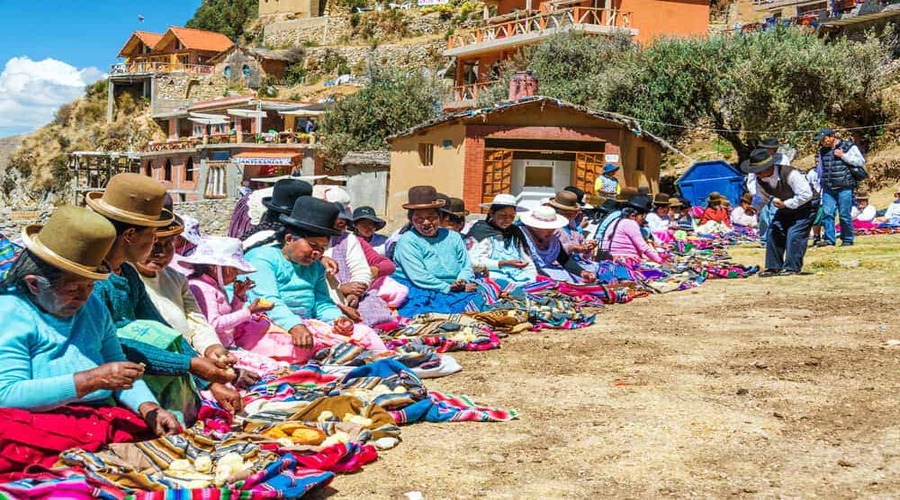 Isla-del-Sol, Bolivia, donne-in-cerchio