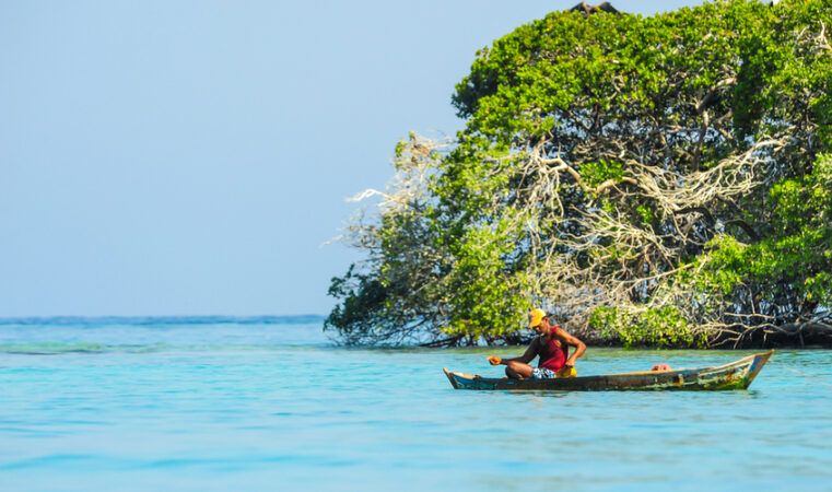 Rosario,Island,Fisherman