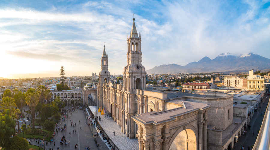 Viaggio organizzato in Perù di 14 giorni-Plaza de Armas-Arequipa