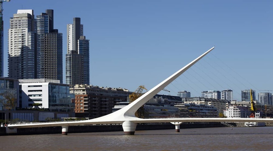 Puerto-Madero-con-ponte, Buenos Aires