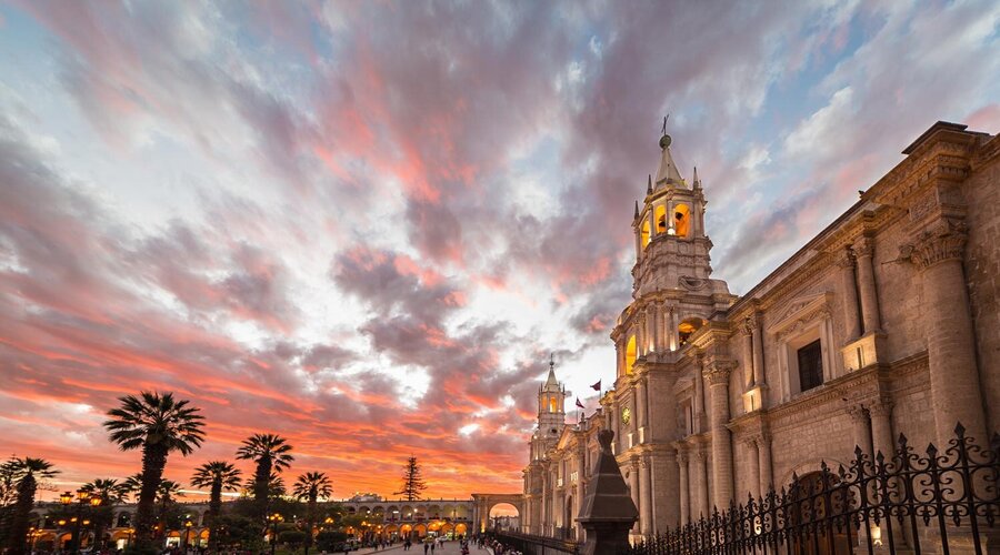 Plaza de Arnas - Arequipa