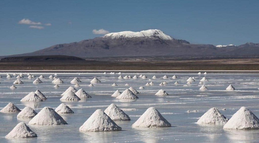 cumuli-di-sale-sul-salar-de Uyuni