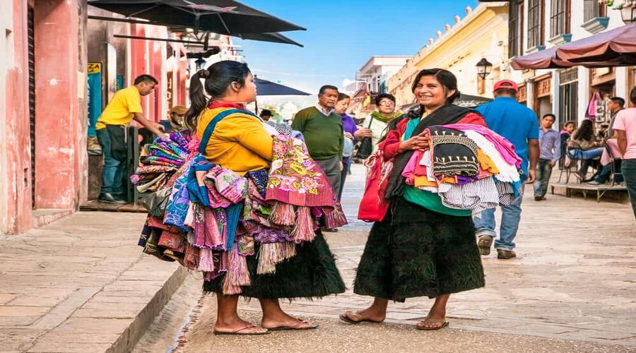 Donne in abito tradizionale in Chiapas