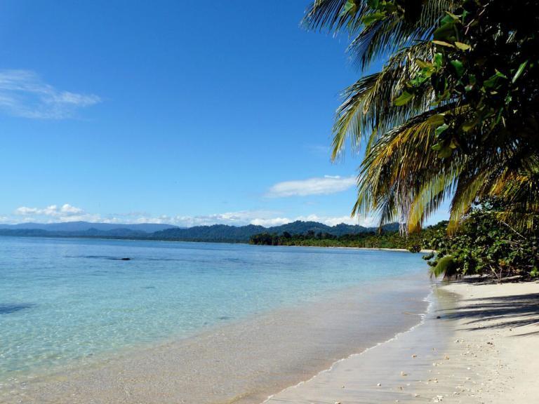 Spiagge della Costa Rica: scopri le migliori 15 nei Caraibi e sul Pacifico