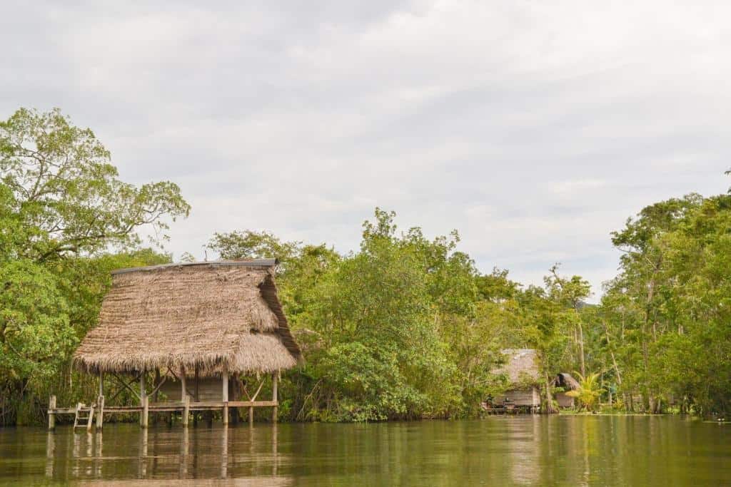 Kekchi Indians Rio Dulce