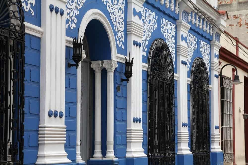 Camaguey-Cuba-old-town-listed-on-UNESCO-World-Heritage-List.-Ornate-building-of-Casa-de-la-Cultura