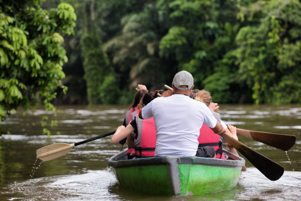 Parco Tortuguero, in canoa