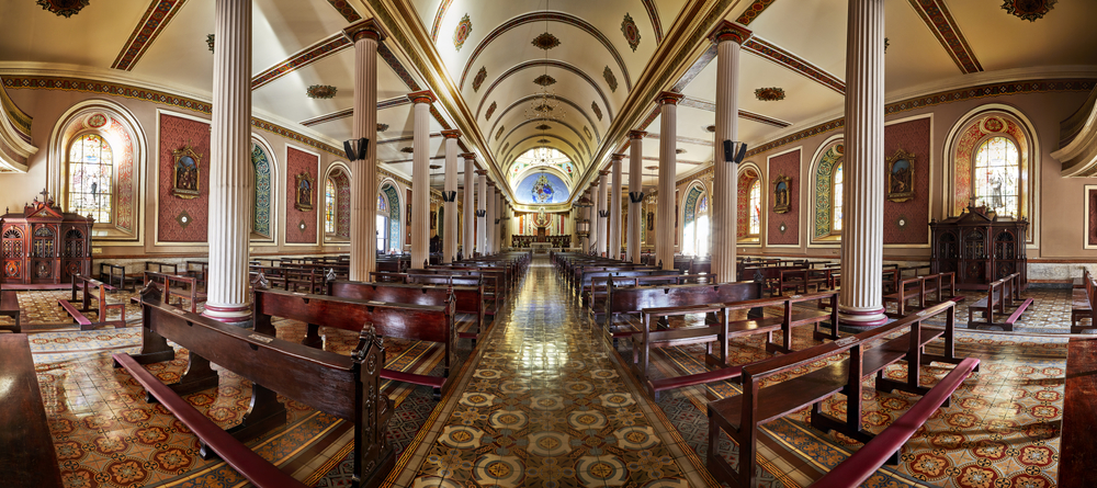 San-Jose-Costa-Rica-Interior-of-the-Metropolitan-Cathedral