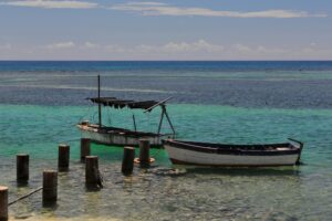 lagoon-formed-by-the-coral-reef-in-front-of-Cabo-Cruz-village-in-the-Granma-Landing-Park