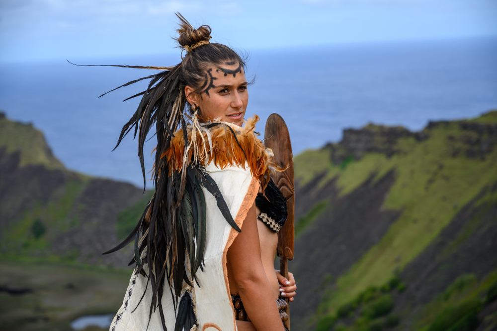 Beautiful-Rapa-Nui-woman-is-wearing-her-traditional-ancient-costume-for-a-photo-shoot-in-Easter-Island-Chil